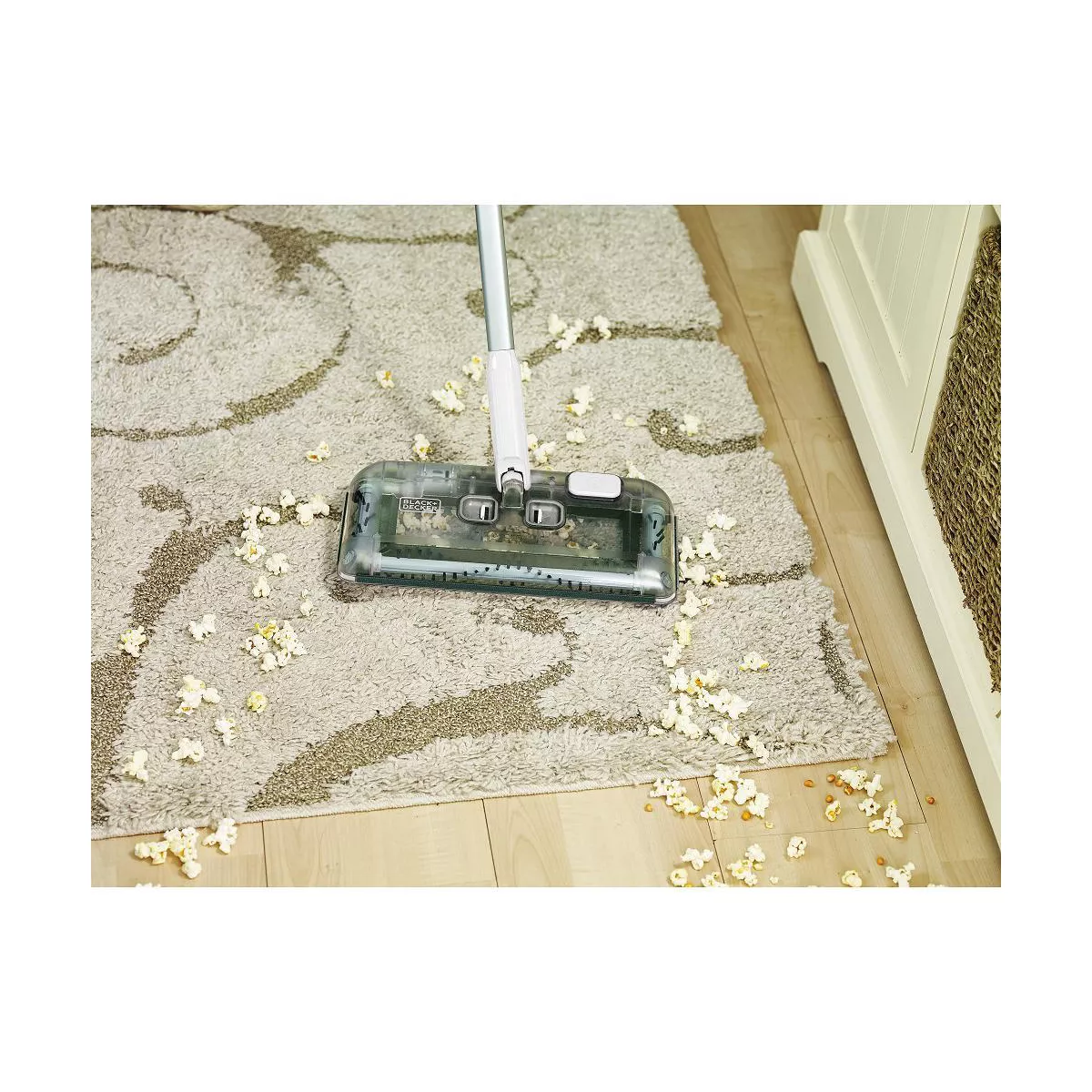 BLACK+DECKER Lithium Powered Sweeper – White HFS115J10