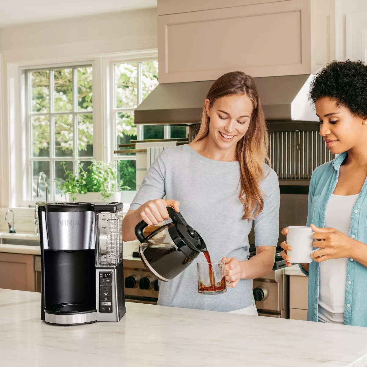 Ninja 12 Cup Programmable Brewer