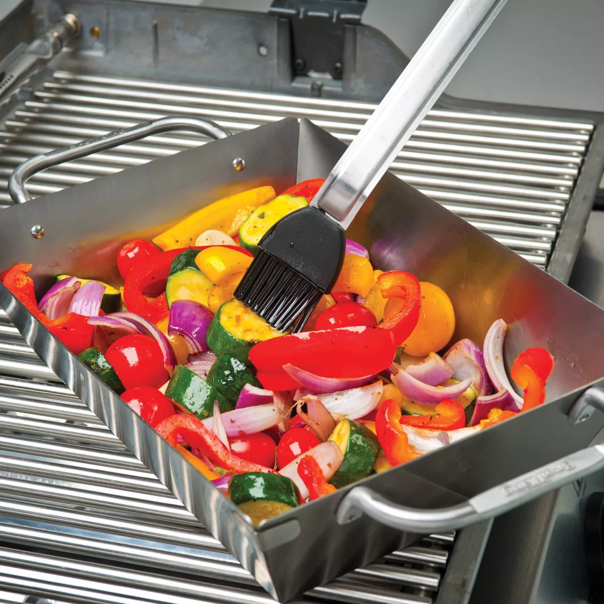 Broil King Imperial Deep Dish Wok Topper Stainless Steel