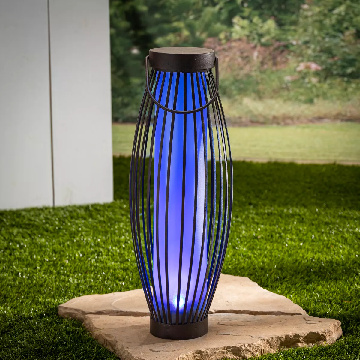 Garden Meadow 21-Inch High Solar-Powered Metal Barrel Lights with Handles, Set of 2