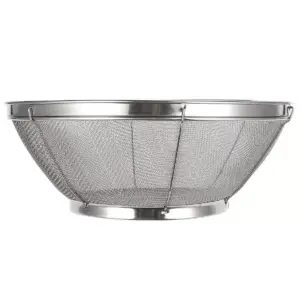 Juvale Stainless Steel Colander/Mesh Colander Strainer Basket - For Kitchen Straining, Draining, Salad, Spaghetti and Noodles - 10.25 x 4 Inches