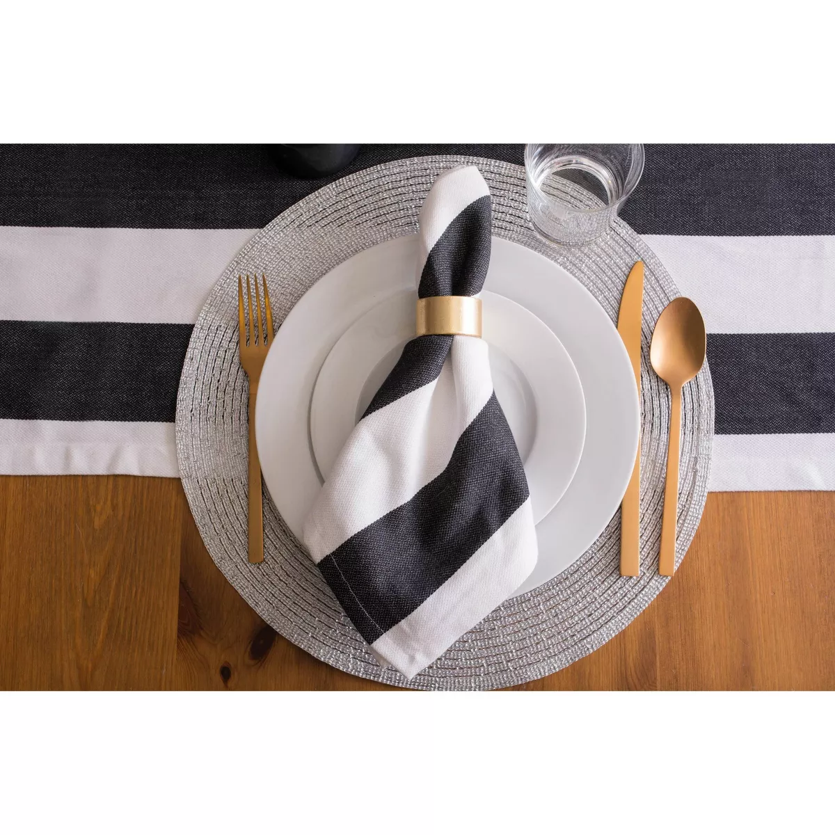 Set of 4 Metallic Round Woven Placemat Silver - Design Imports