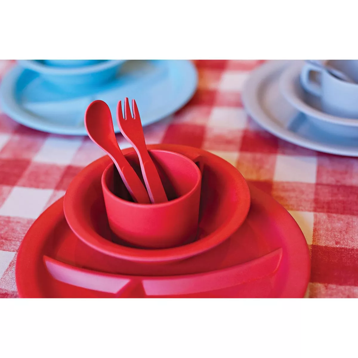 5pc Bamboo Fiber Kids Dinnerware Set Red - Red Rover