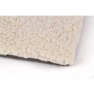 SmartyKat Crinkle Cloud Heart Stitched Crinkle Cat Mat and Bed