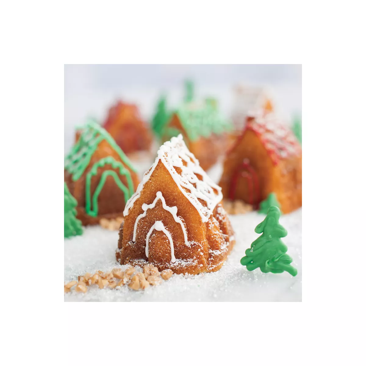 Nordic Ware Platinum Cozy Village Baking Pan