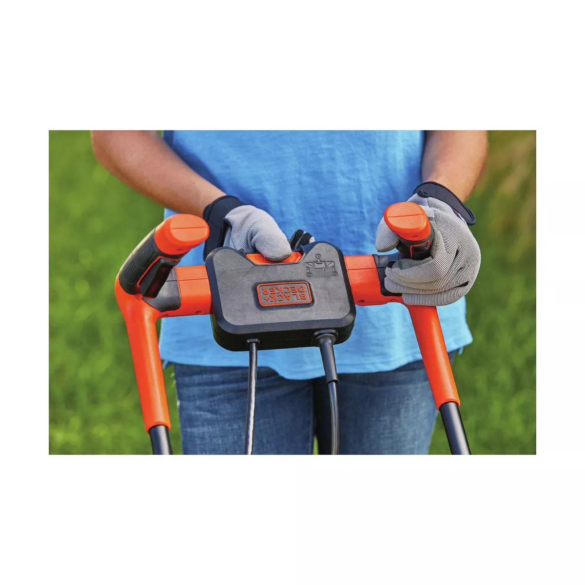 Black & Decker BEMW472BH 10 Amp/ 15 in. Electric Lawn Mower with Comfort Grip Handle