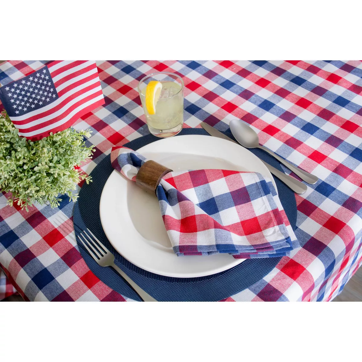 Red & Blue Check Tablecloth (70