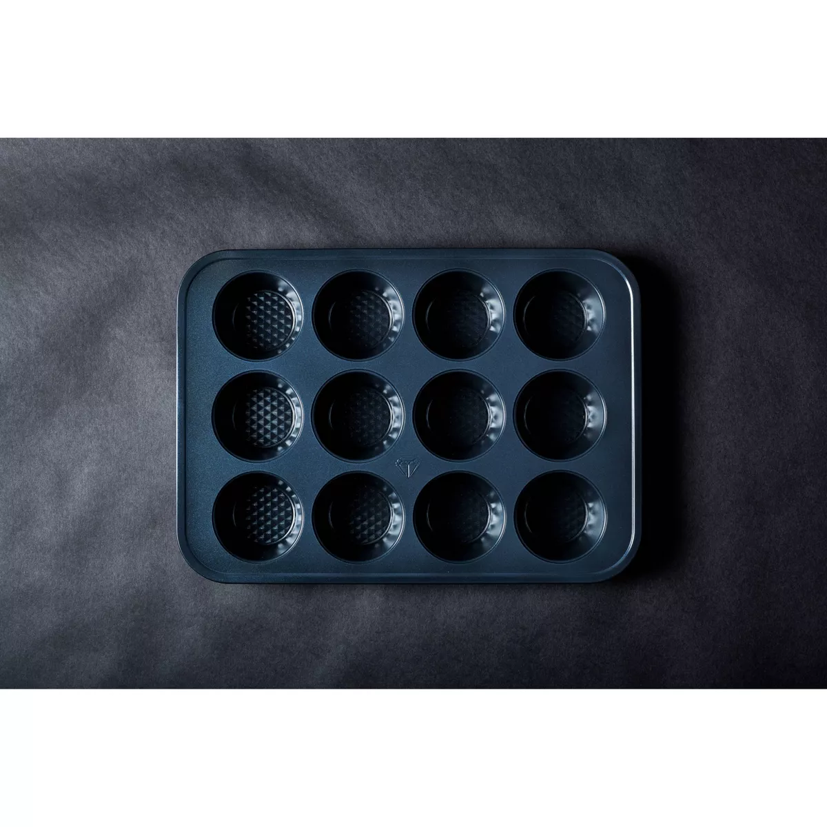 Blue Diamond 12 Cup Muffin Pan