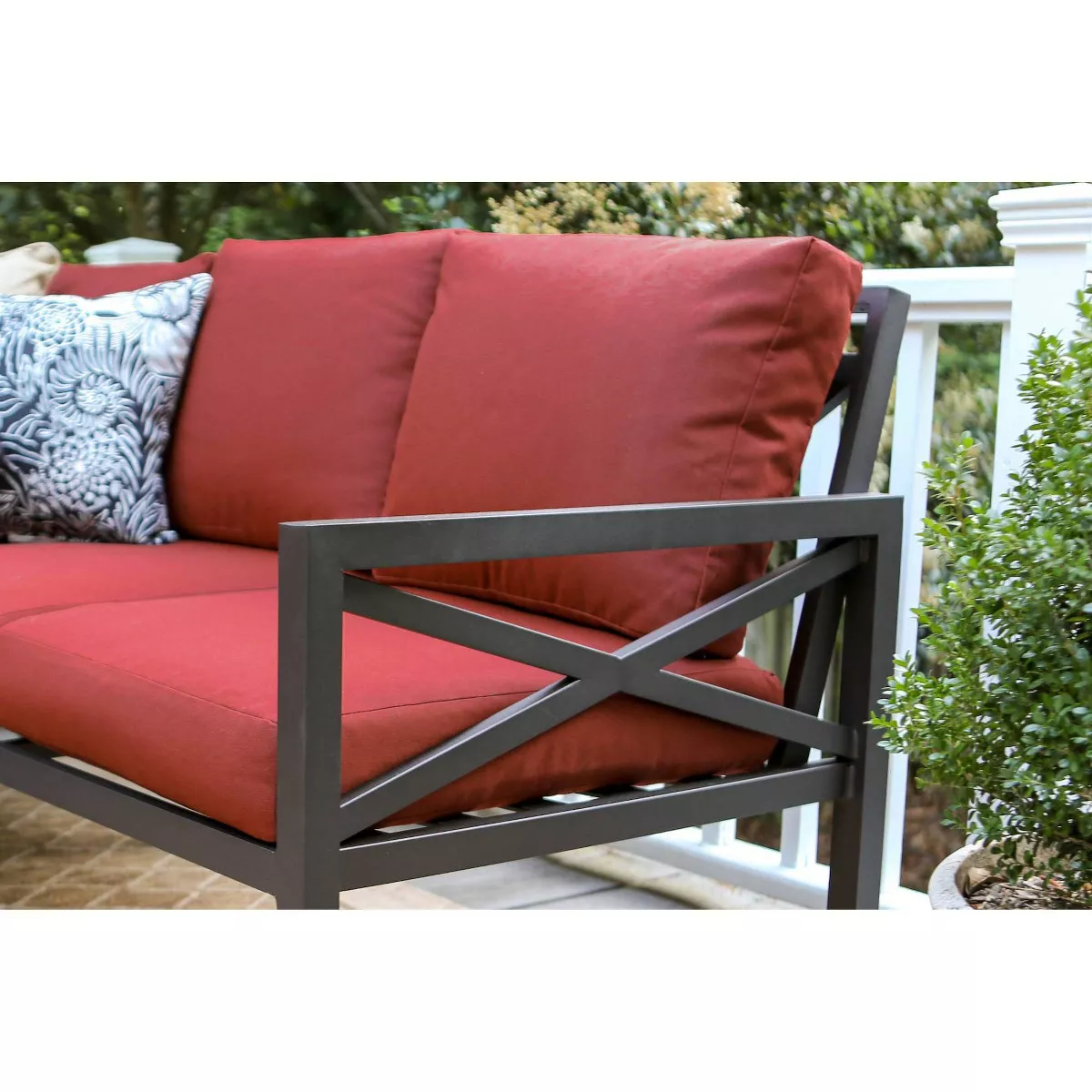 Blakely 5pc Patio Seating Set - Red - Leisure Made