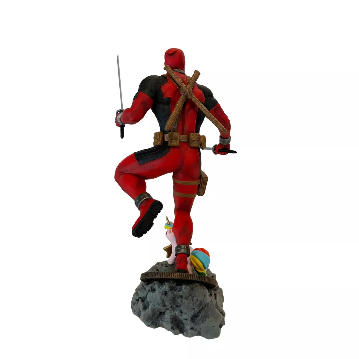 Deadpool 30th Statue