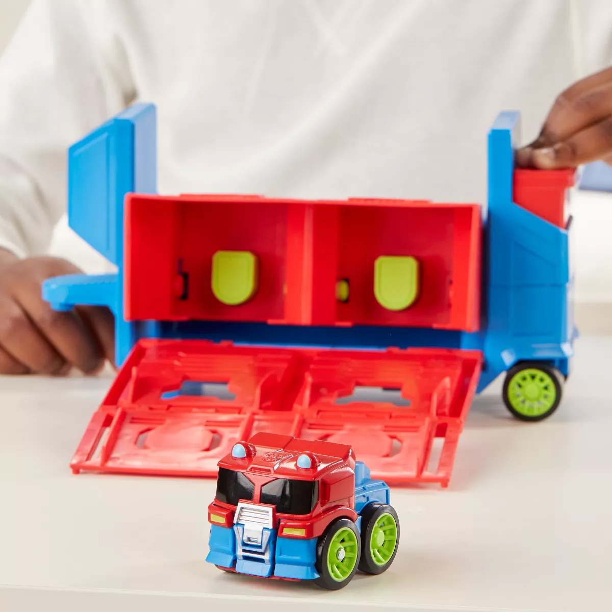 Transformers Rescue Bots Academy Launcher Trailer - Optimus Prime