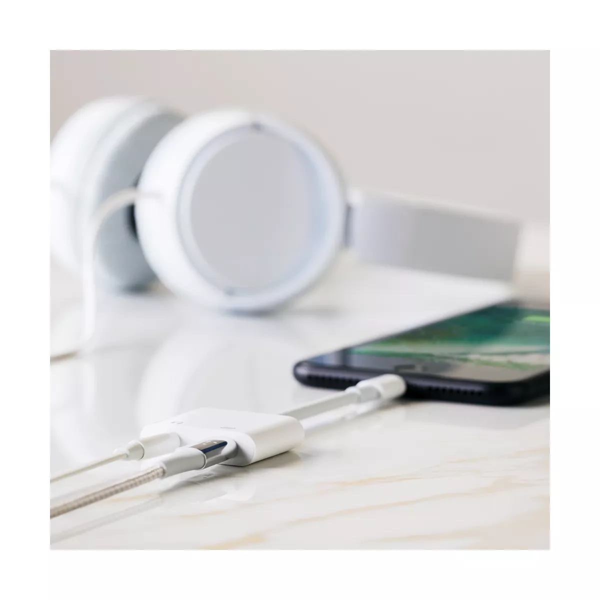 Belkin RockStar 3.5mm Audio Aux with TPU Lightning to USB-C Charge Adapter - White