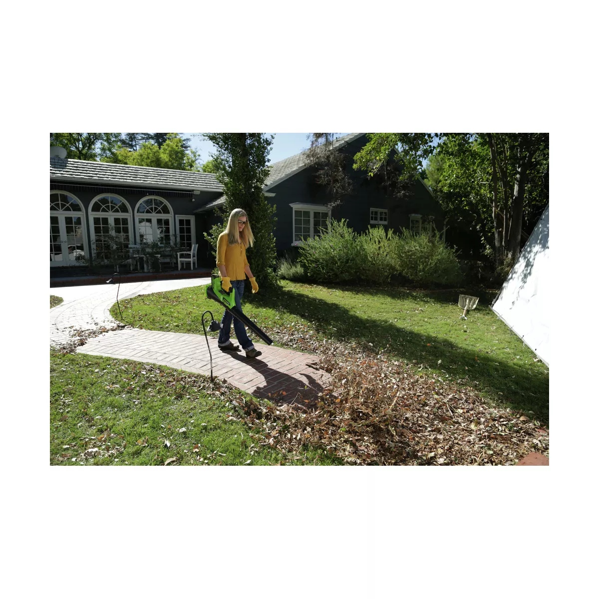 Greenworks 1301202 STBA40B210 40V String Trimmer and Axial Blower with 2 Ah Battery and Charger