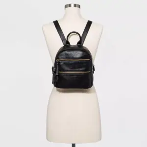 Bueno Mini Zip Closure Backpack - Black