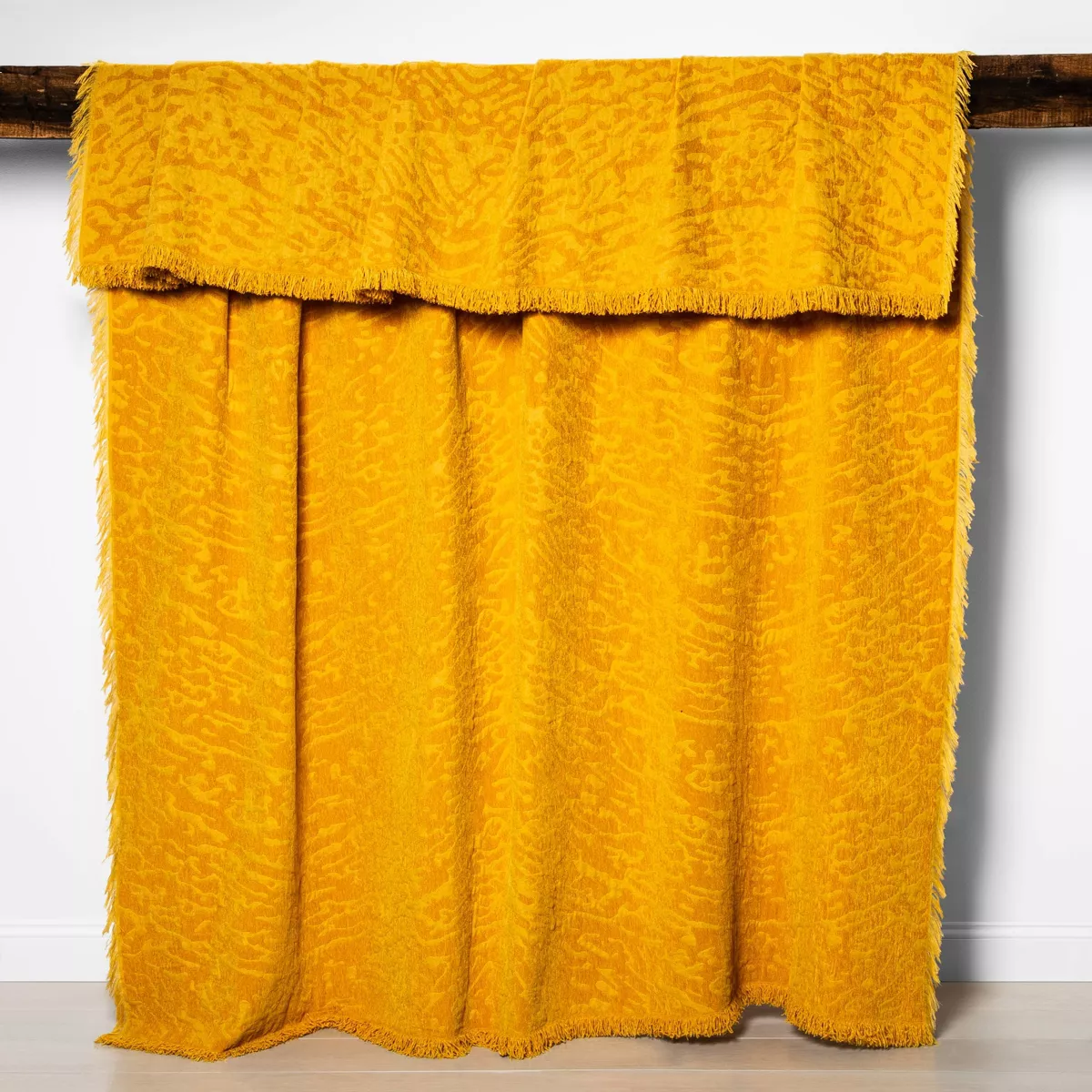 Full/Queen Alligator Chenille Fringe Coverlet Saffron - Opalhouse™