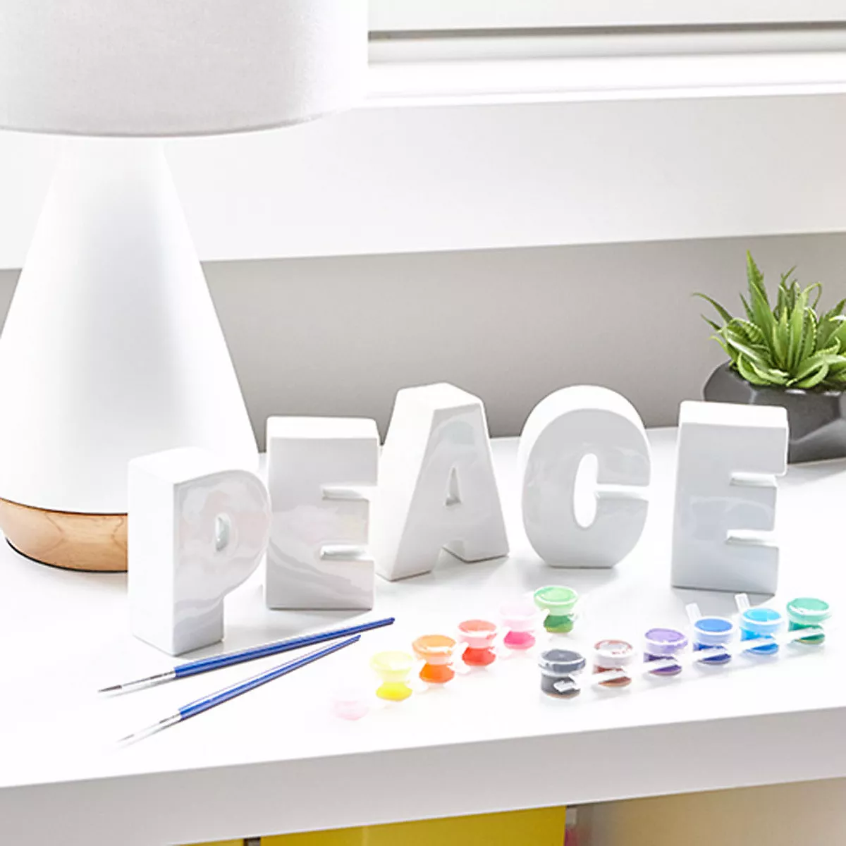 MindWare Paint Your Own Expressions: Peace - Creative Activities -8 Pieces