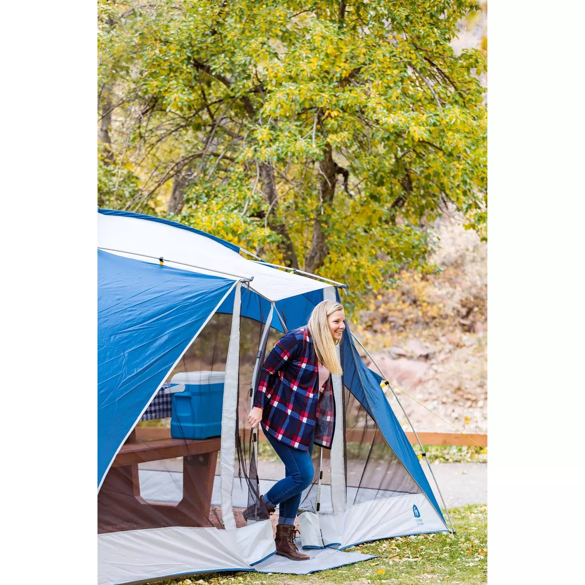 Sierra Designs Magnetic Door 14' x 10' Screenhouse - Blue/Gray