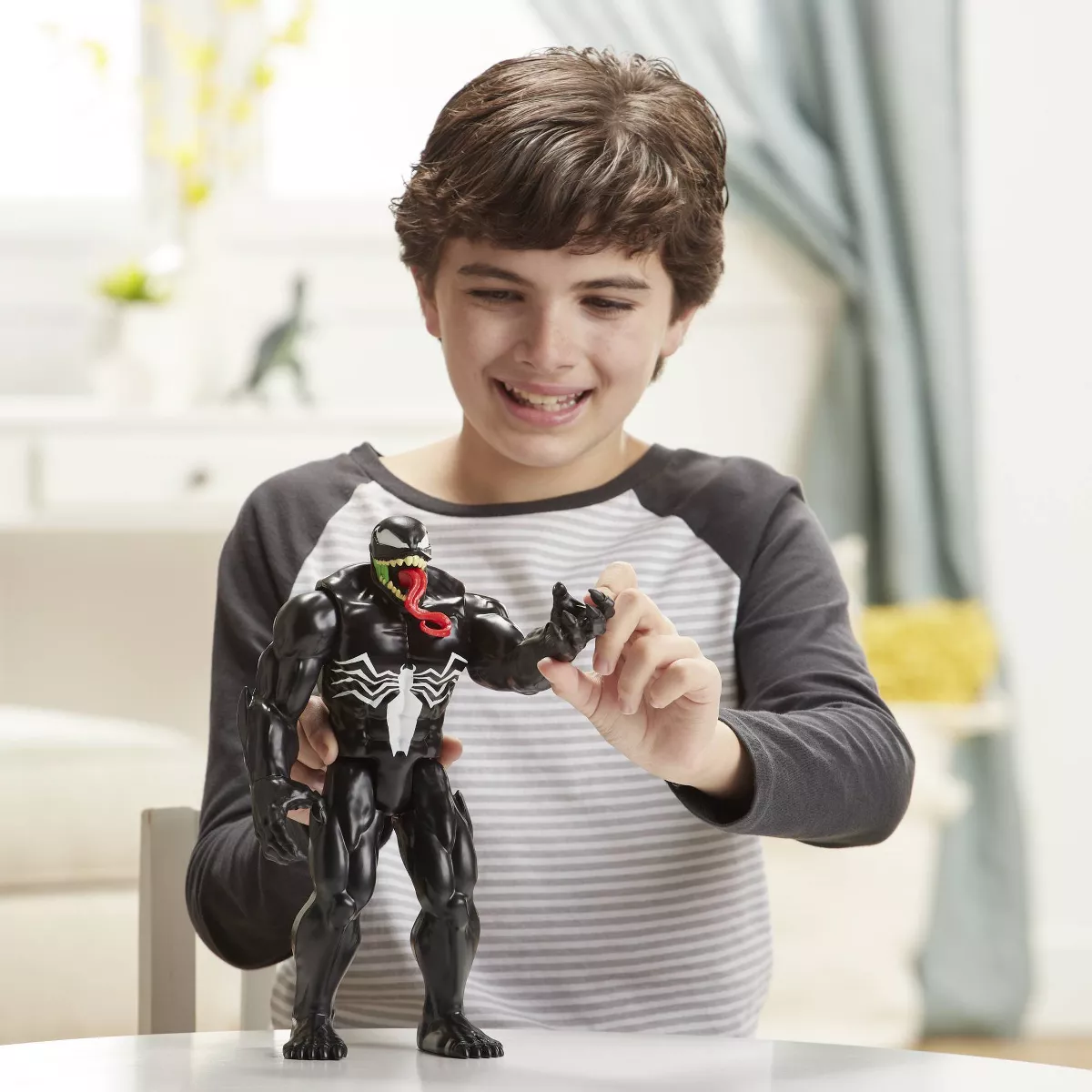 Marvel Spider-Man Titan Hero Venom