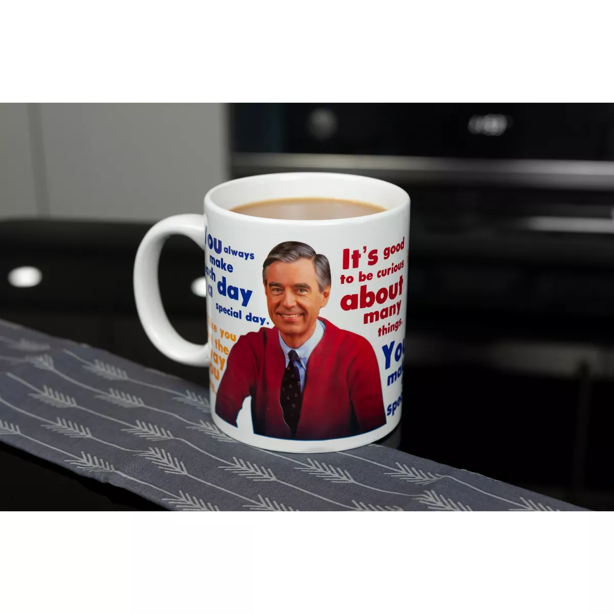 Surreal Entertainment Mister Rogers Sweater Changing Mug | Sweater Changes With Heat | Holds 16 Ounces