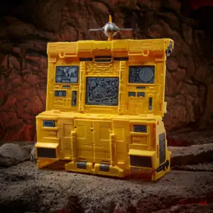 Transformers Generations War for Cybertron: Kingdom Titan WFC-K30 Autobot Ark