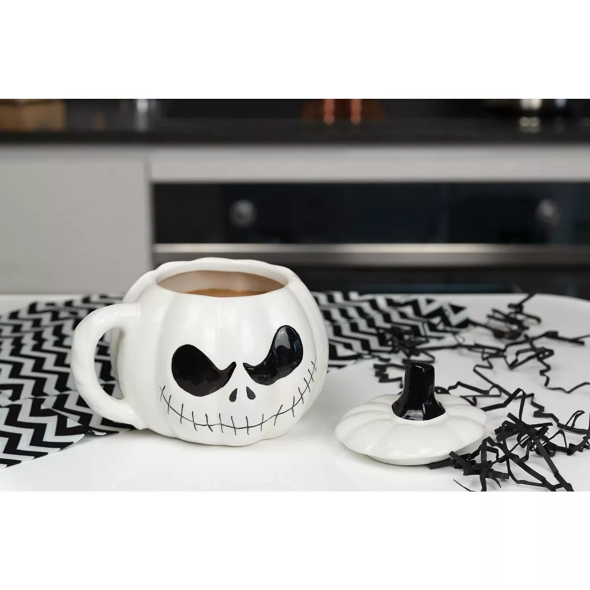 Seven20 Nightmare Before Christmas Jack Skellington Spooky Figural 24 Oz Mug With Lid