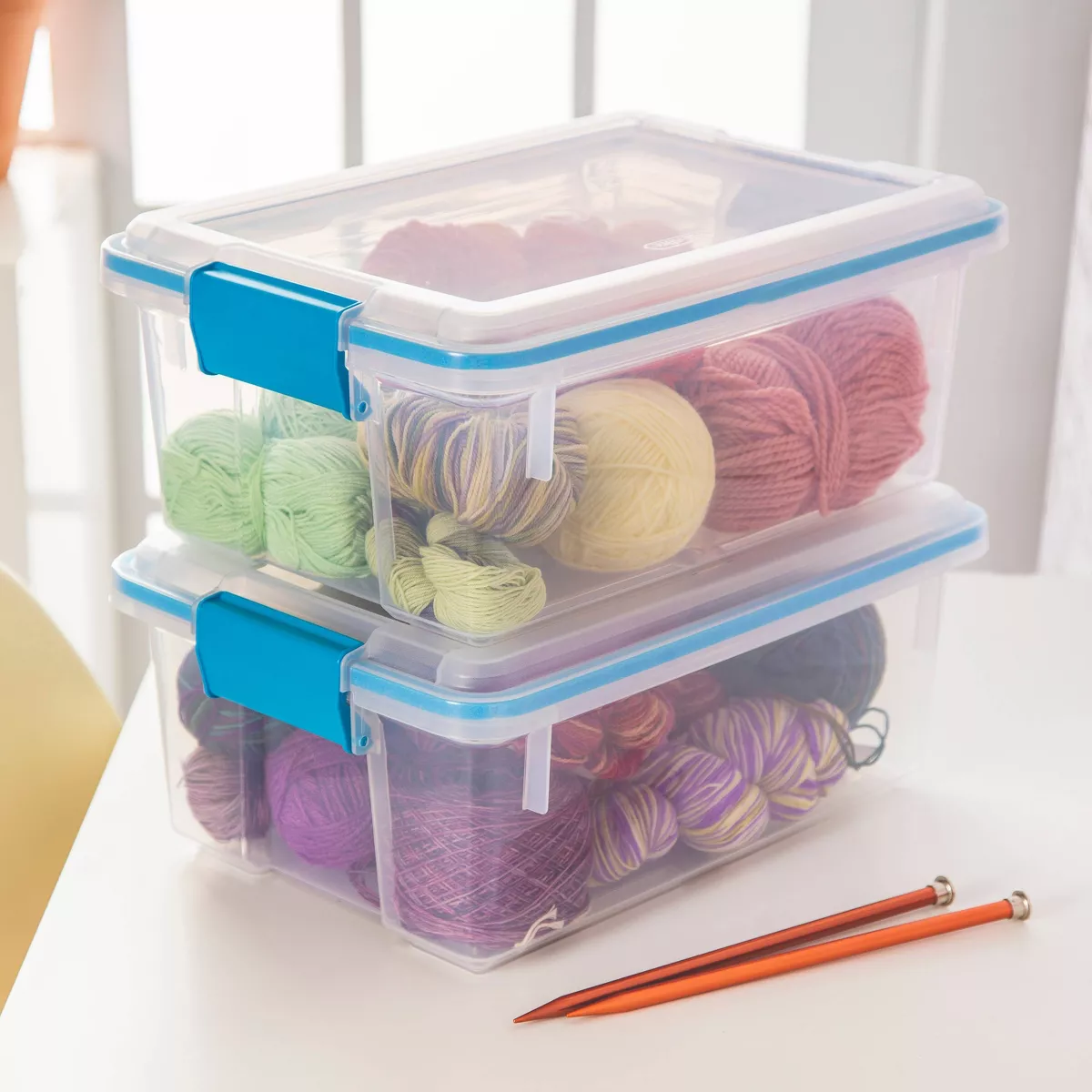 Sterilite 12qt Gasket Box Clear With Blue Latches