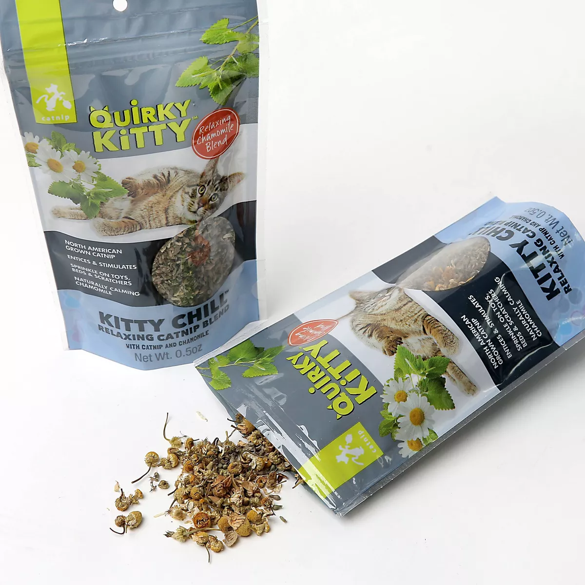 Quirky Kitty Kitty Chill North American Catnip with Chamomile Blend Cat Treats - 0.5oz