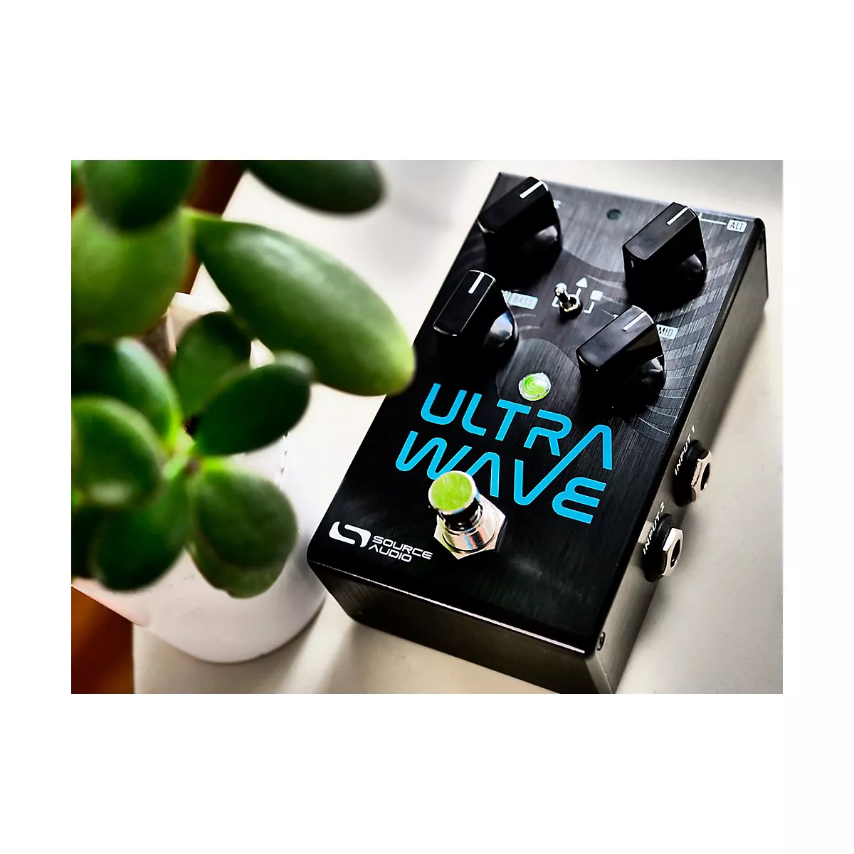 Source Audio Ultrawave Multiband Processor Guitar Effects Pedal Black
