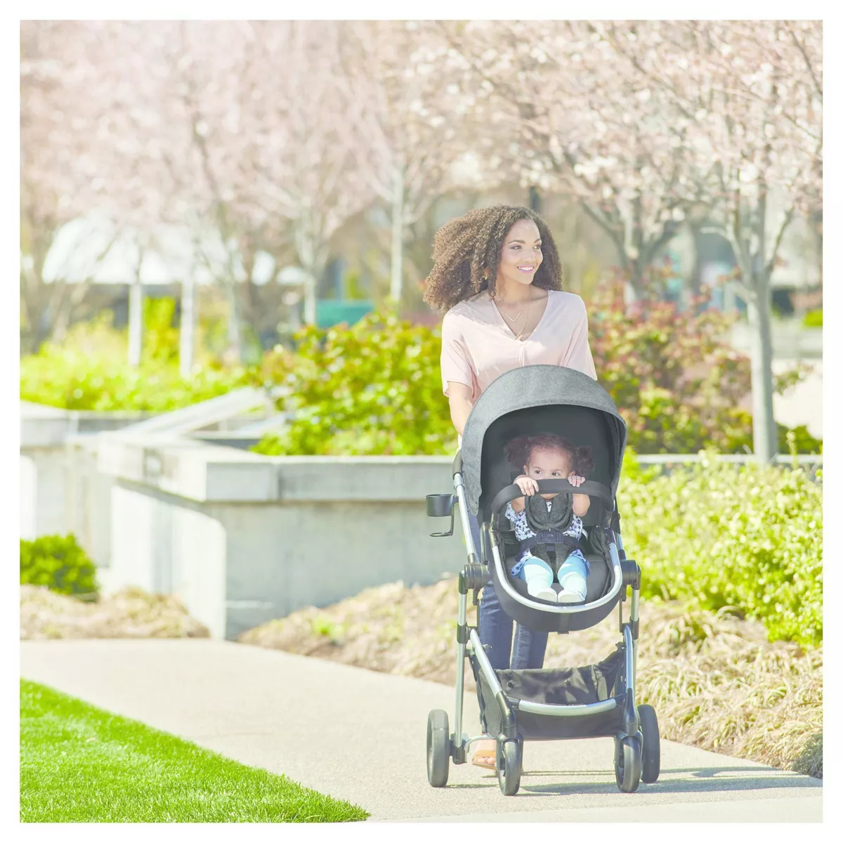Evenflo Pivot Modular Travel System with ProSeries LiteMax Infant Car Seat - Aspen Skies