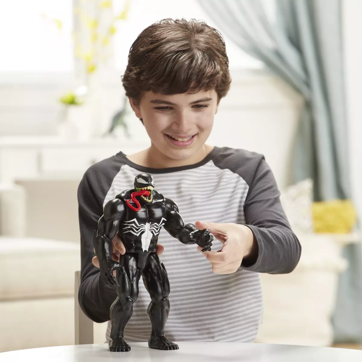 Marvel Spider-Man Titan Hero Venom
