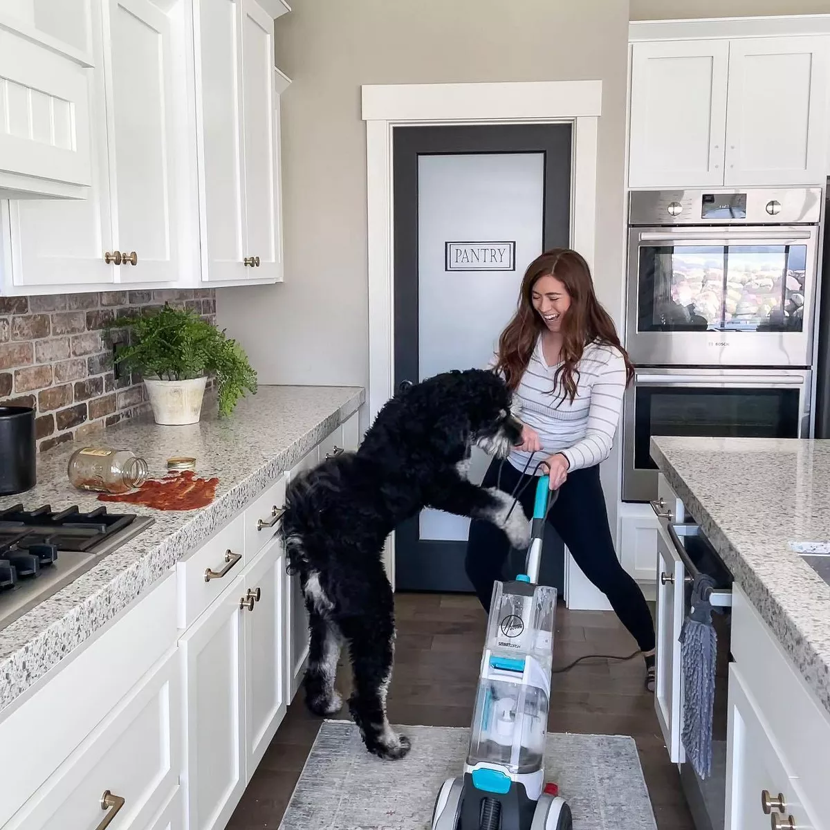 Hoover SmartWash Automatic Carpet Cleaner Machine and Upright Shampooer