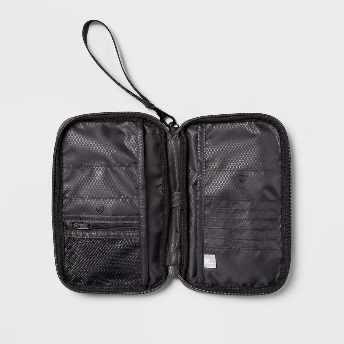 Travel Wallet Heather Gray - Made By Design™