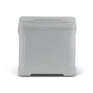 Igloo Latitude 30qt Marine Cooler