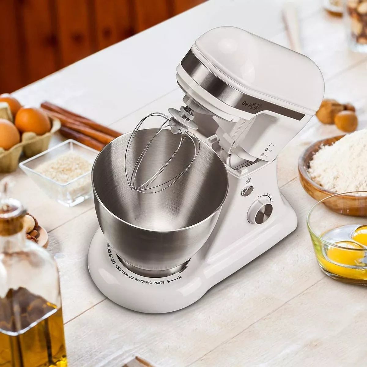 Geek Chef GSM45W Stainless Steel 4.8 Quart Bowl 12 Speed Kitchen Countertop Baking Food Stand Mixer with Beater Paddle, Dough Hook, and Whisk, White