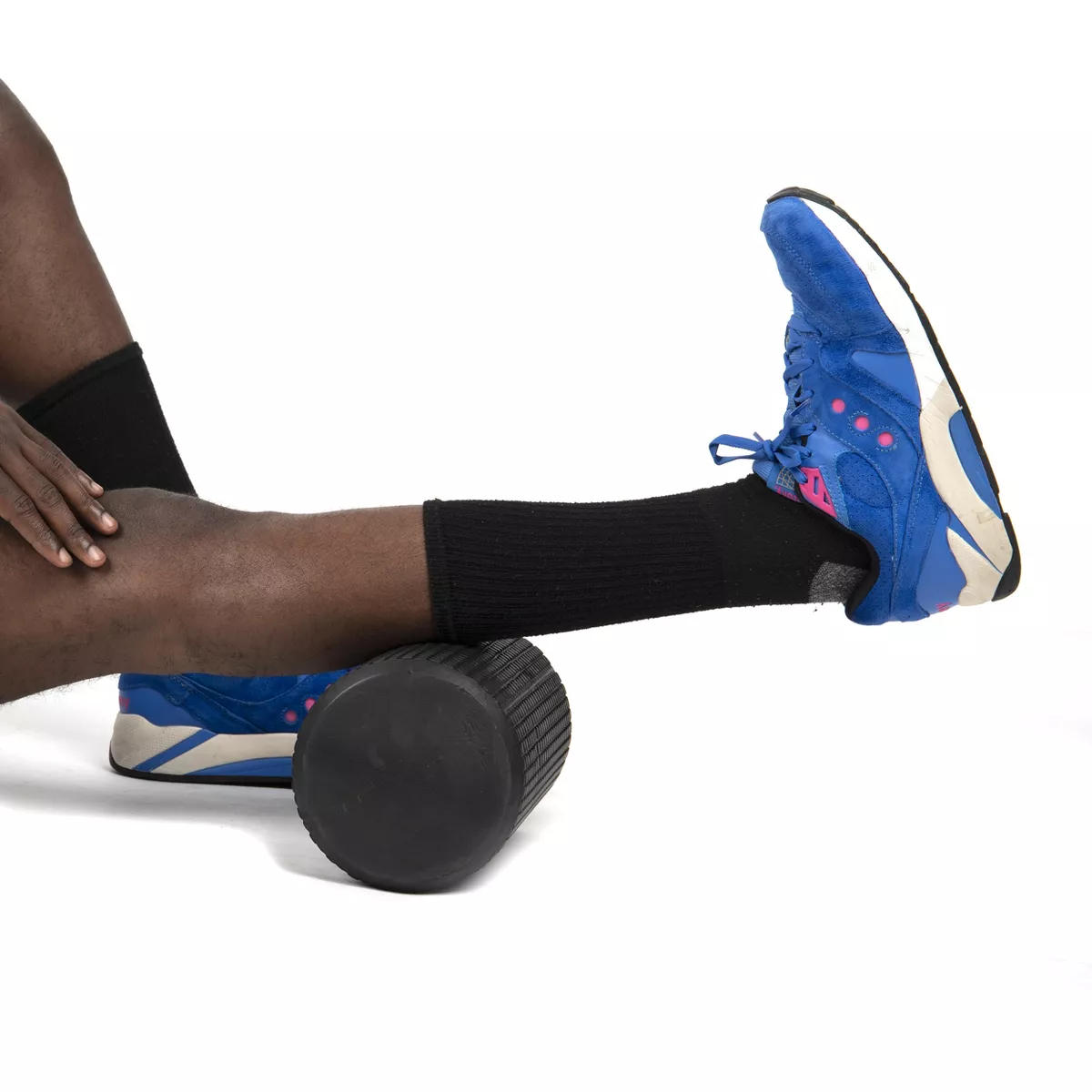 Mind Reader 12 inch Black High-Density Round Foam Roller