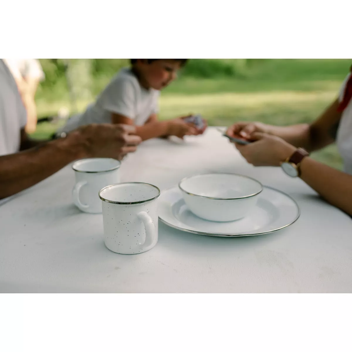 Stansport Enamel Camping Tableware Set 24 Pieces White