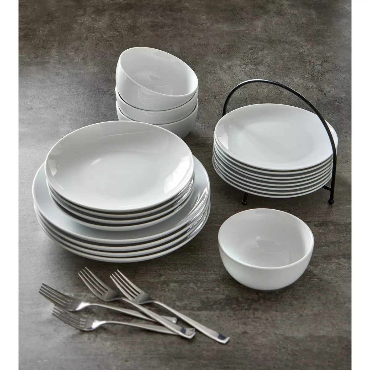 TAG Whiteware Buffet Plate Set Of 8 Dinnerware Serving Plate