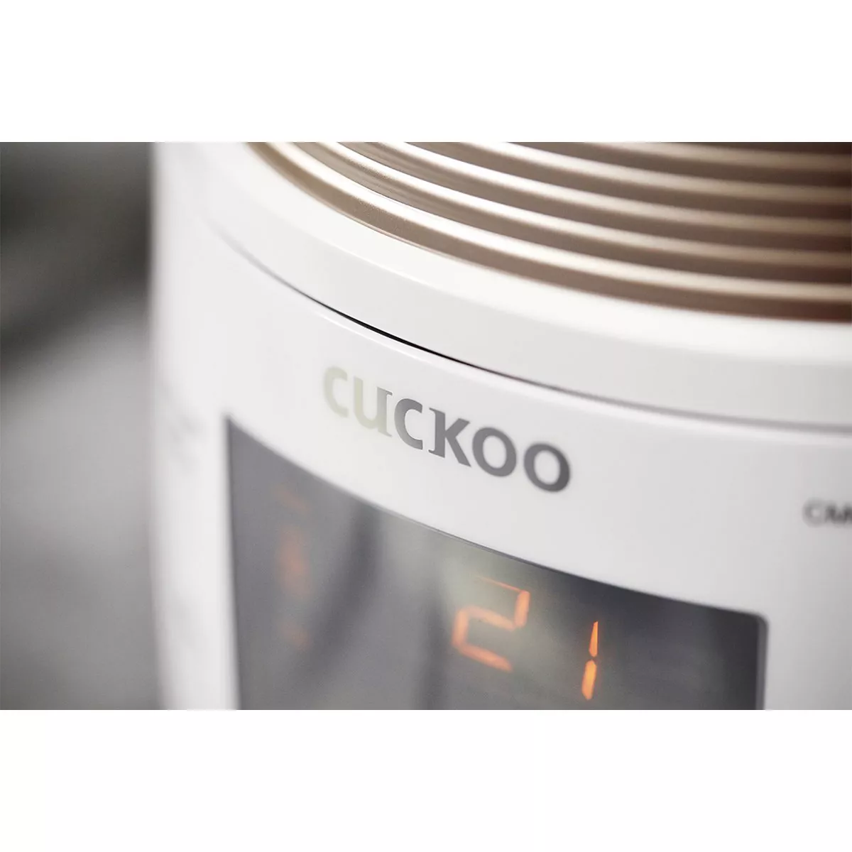 Cuckoo Q5 Premium 8-in-1 (Pressure, Slow, Rice Cooker, Steamer, Warmer, Yogurt, Soup Maker) Multicooker Steel Q50 Non-Stick Coating, White & Gold