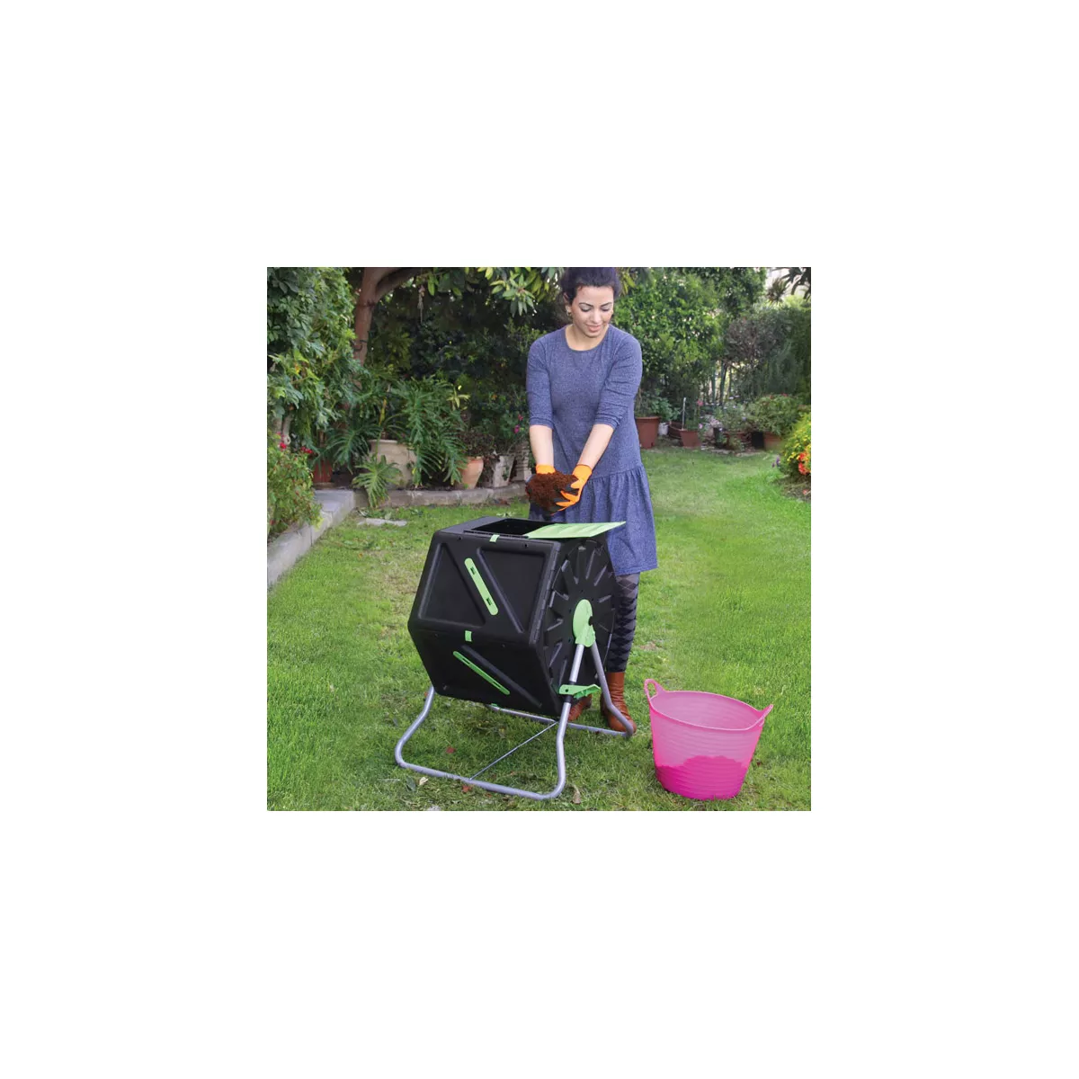 Miracle-Gro D.F. Omer DFSC105 105 Liter 28 Gallon Bin Spinning Tumbling Aeration Garden Waste Soil Composter with 3 Piece Hand Tool Kit, Black