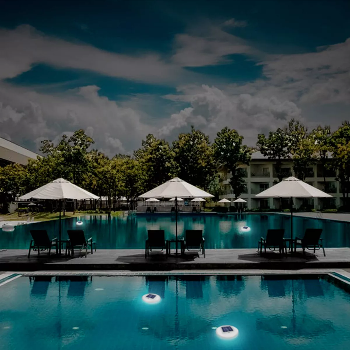 Solar LED Outdoor Pool Lights White - Techko