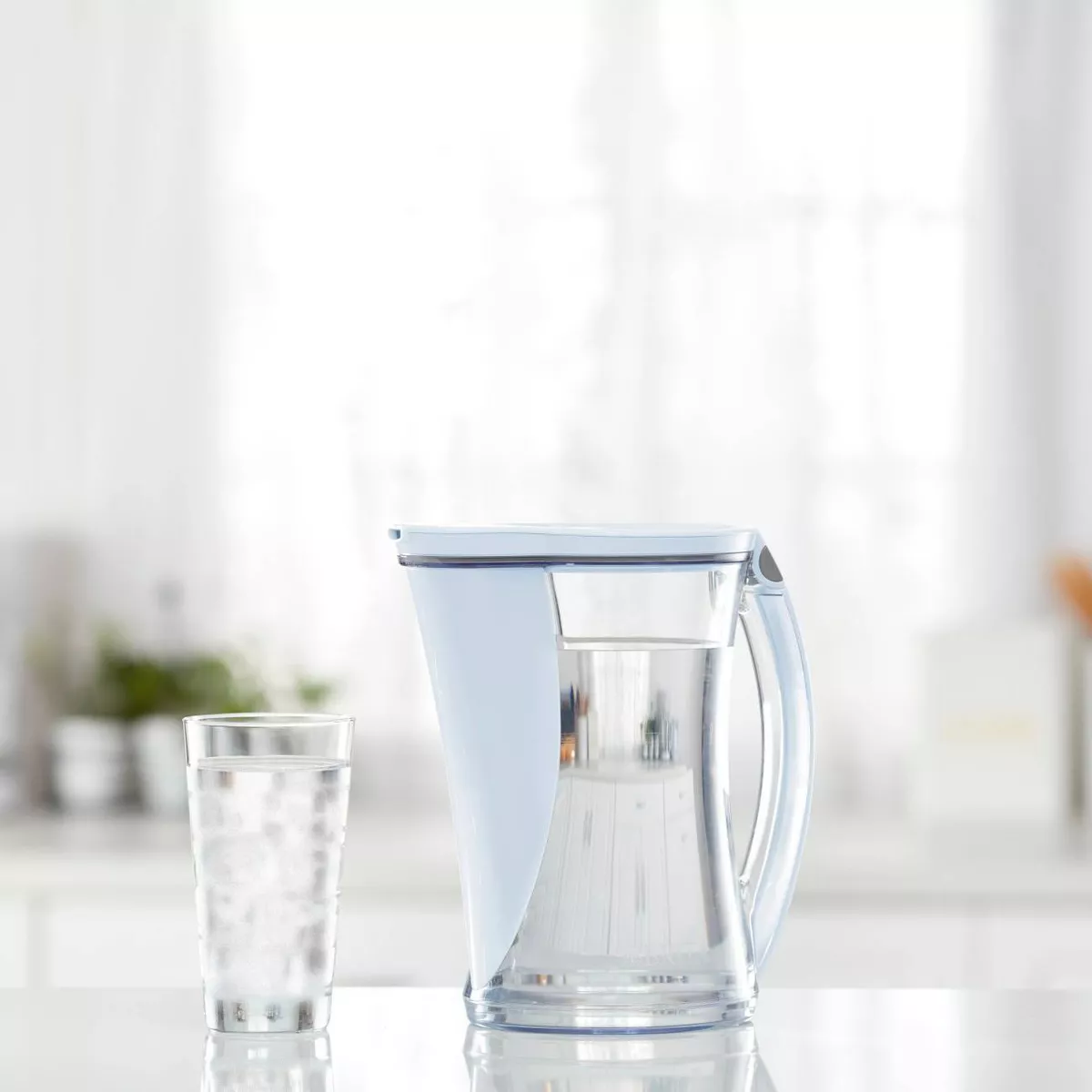 Brita 12-Cup Stream Filter As You Pour Water Pitcher with 1 Filter, Cascade - BPA Free – Ice
