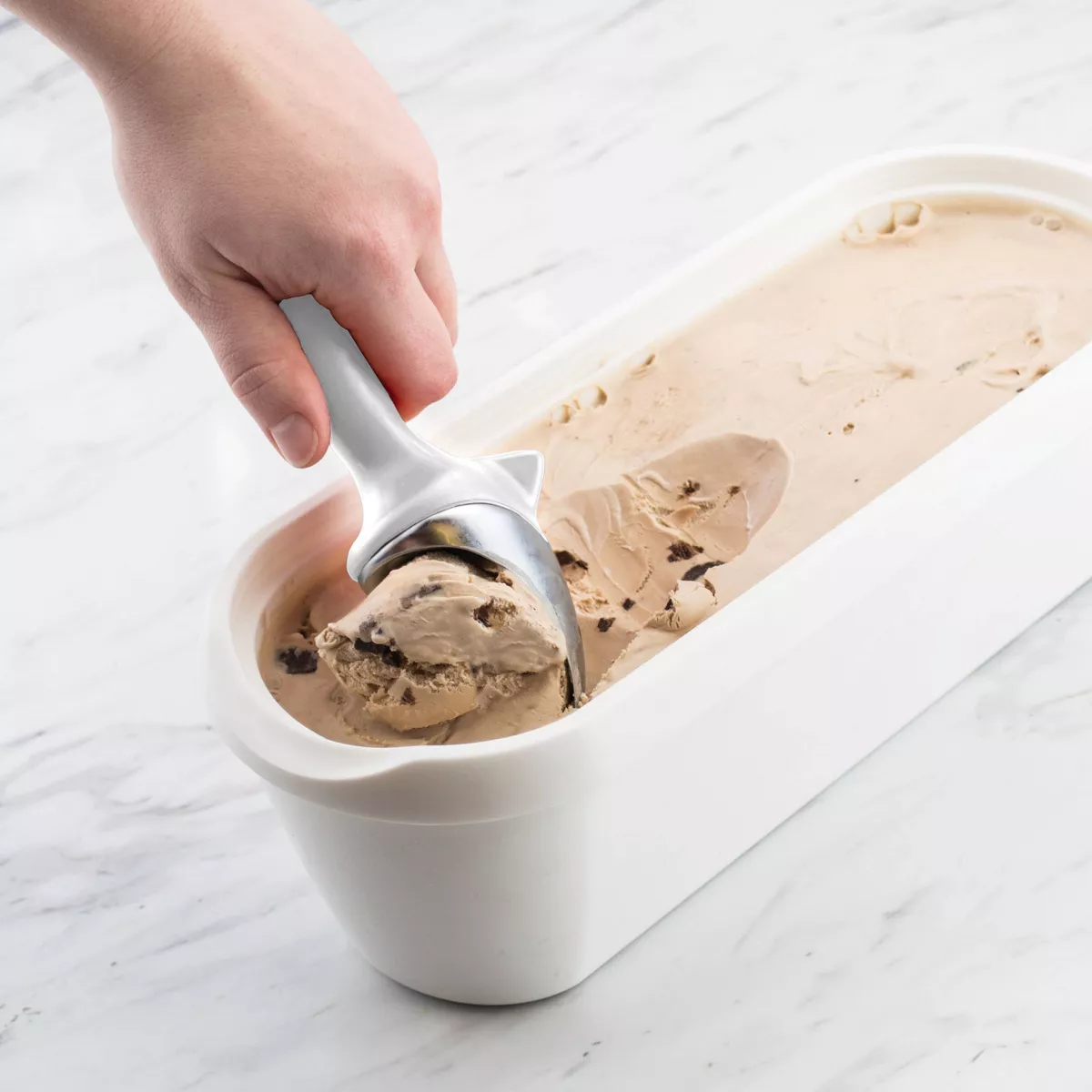 Tovolo Tilt Up Ice Cream Scoop White