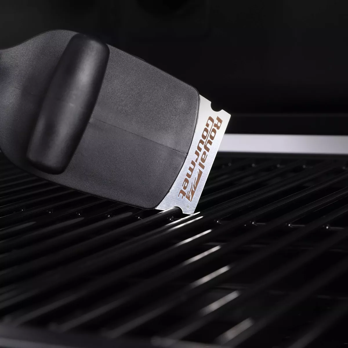 Royal Gourmet 18'' Grill Cleaning Brush and Scraper With Wire Bristles