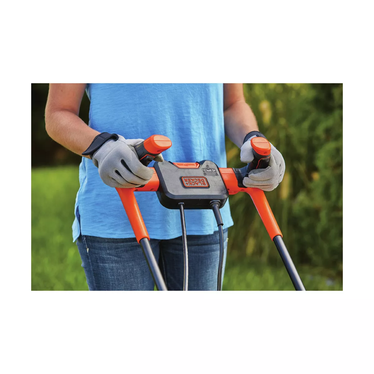 Black & Decker BEMW472BH 10 Amp/ 15 in. Electric Lawn Mower with Comfort Grip Handle