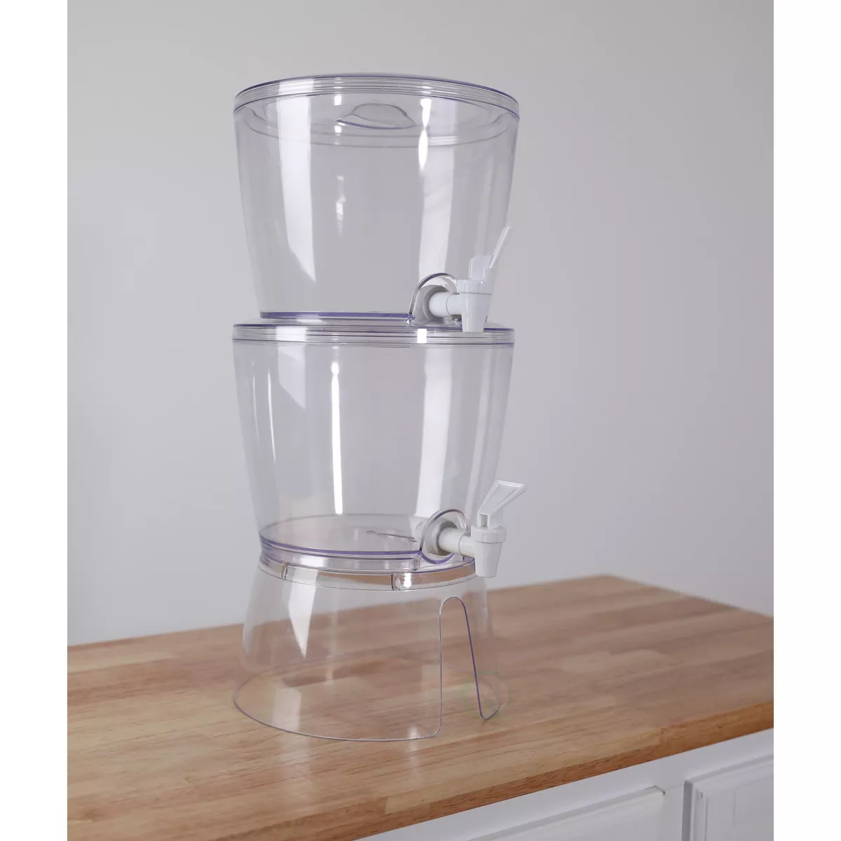 Basicwise Stackable Juice and Water Beverage Dispensers with Stand, 2.8 Gallon