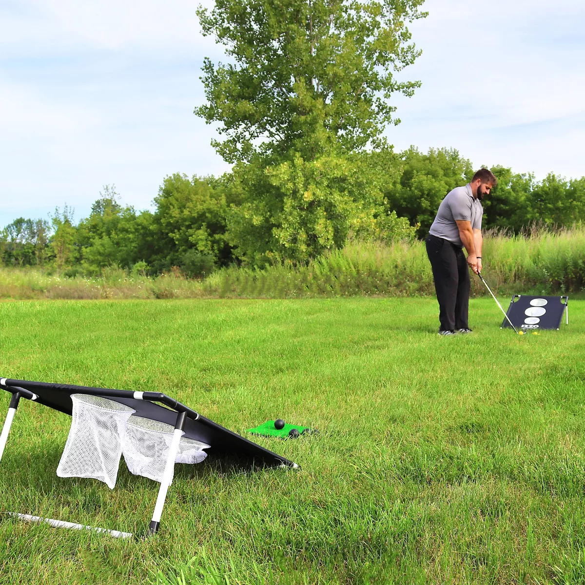 Izzo Golf Corn-Hole Chipping Game