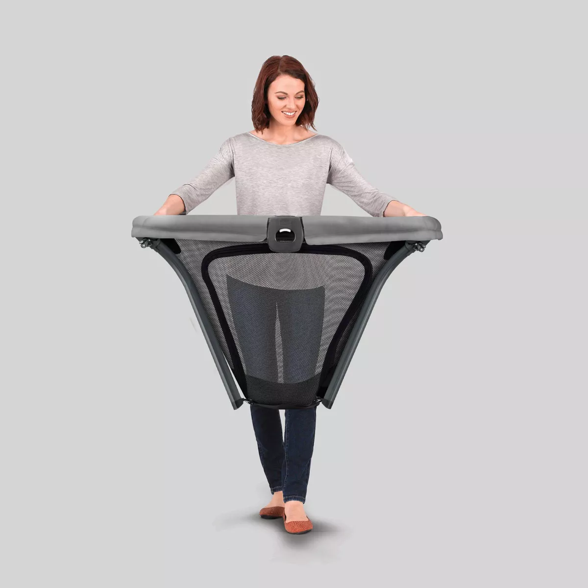 Chicco Alfa Lite Lightweight Travel Playard – Midnight