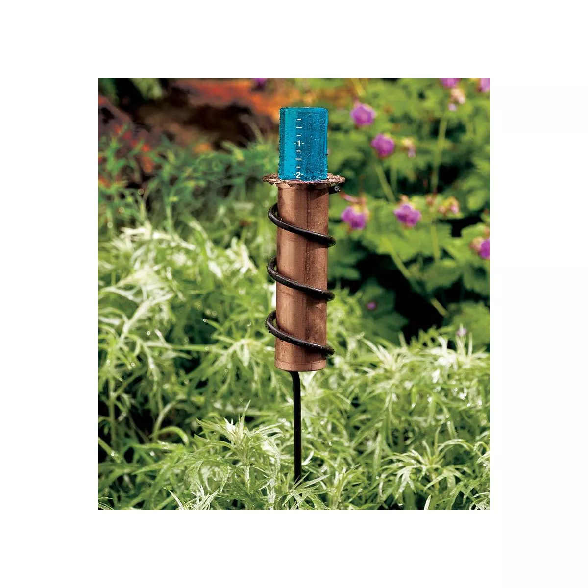 Wind & Weather Plastic Floating Rain Gauge with Metal Stake