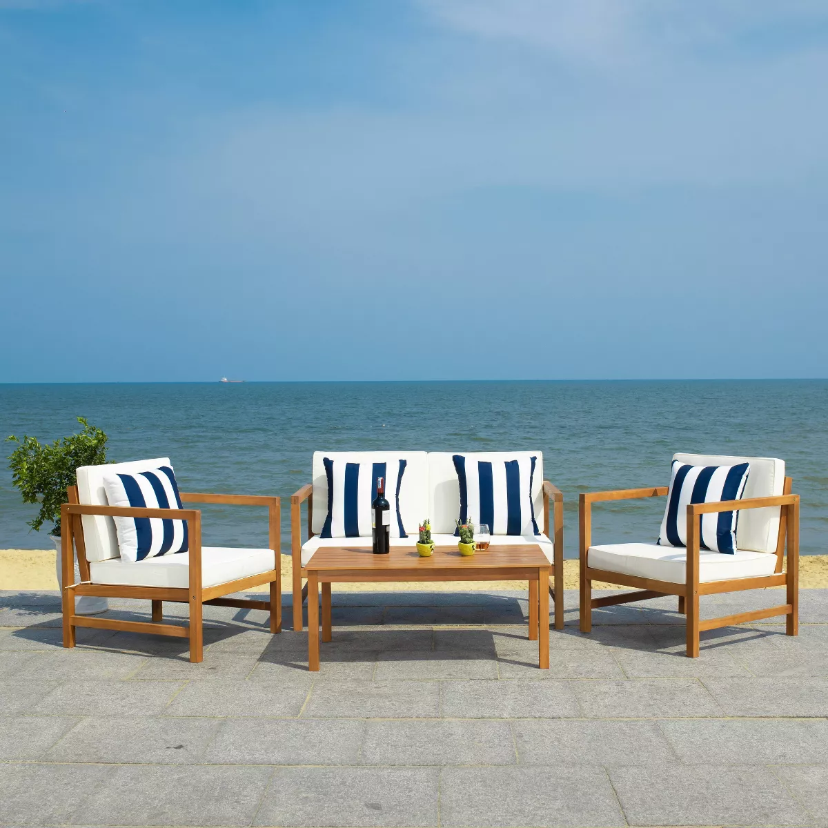 Montez 4pc Living Set with Accent Pillows - Natural/Beige/Navy - Safavieh