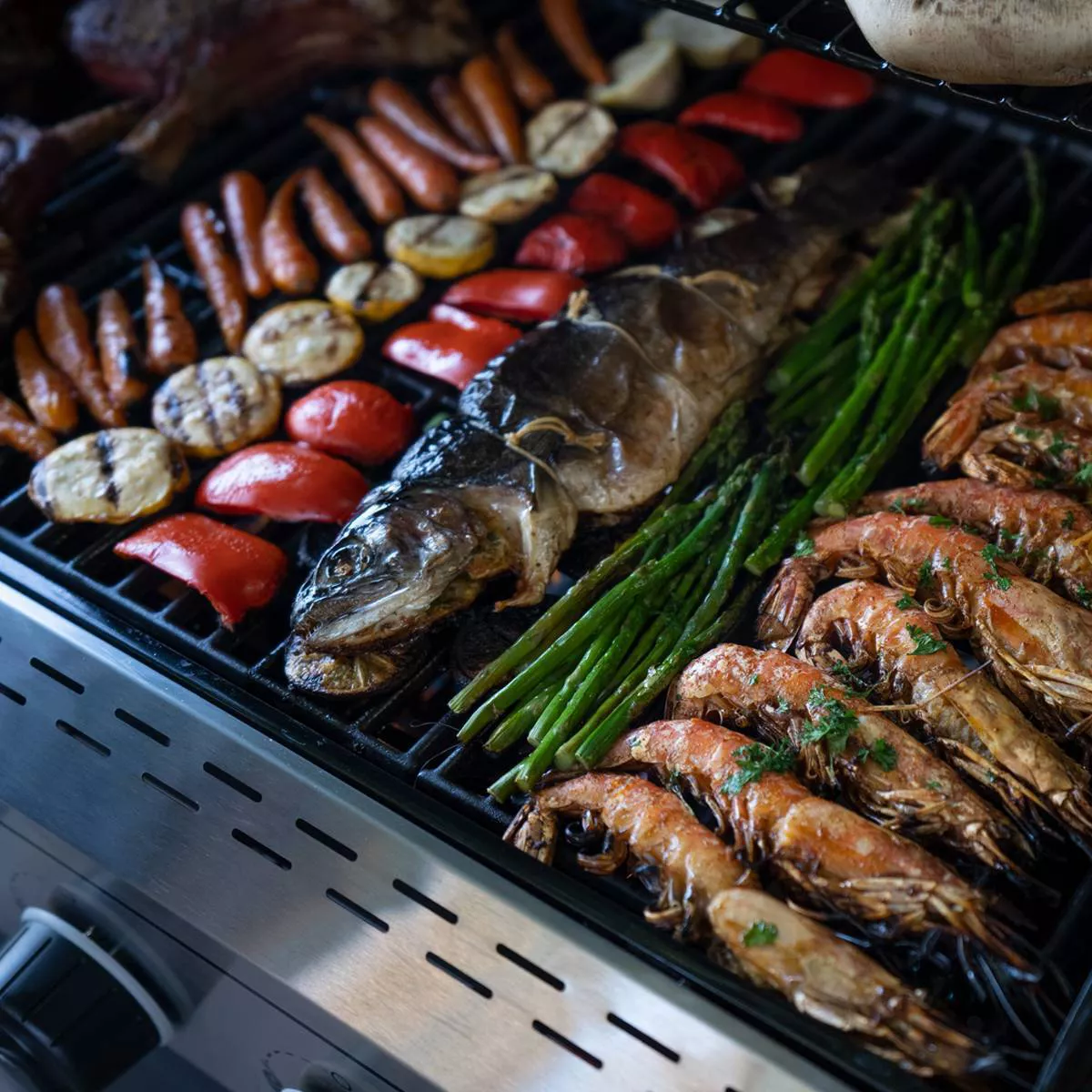 Megamaster 720-0983CTG 6 Burner Gas Grill with Stainless Steel Tong